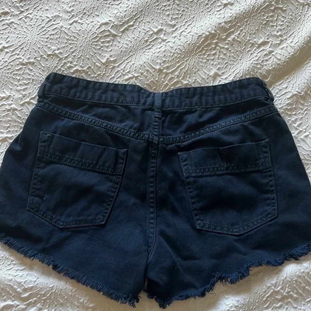 Free People Style: 61855-16515125 Navy Shorts - Picture 3 of 6